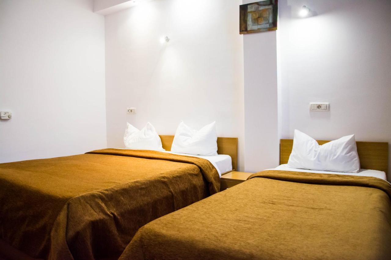 Hotel Riga Arad Luaran gambar