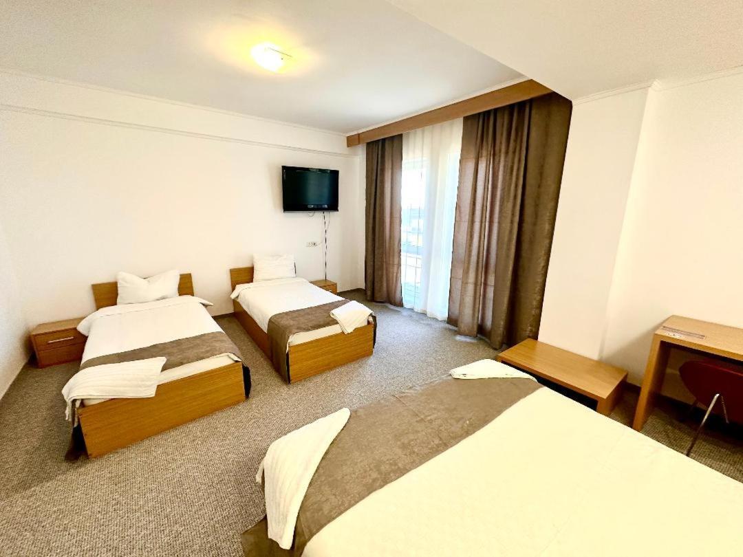 Hotel Riga Arad Luaran gambar